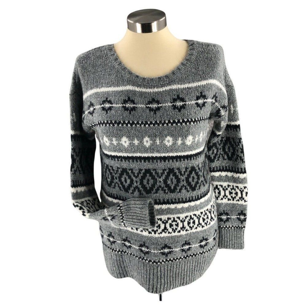 American Eagle Outfitters Womens Sweater Gray Small Pullover Long Sleeve Scoop